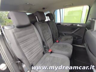 VOLKSWAGEN Touran usata, con Servosterzo