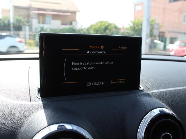 AUDI A3 usata, con Sensori di parcheggio posteriori