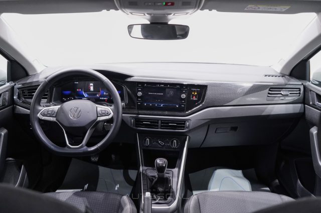 VOLKSWAGEN Taigo usata, con Airbag testa