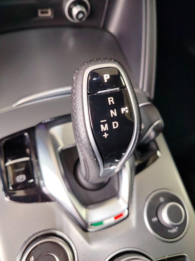 ALFA ROMEO Stelvio usata 32