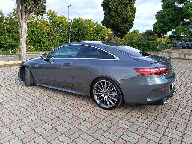 MERCEDES-BENZ E 220 usata, con Autoradio