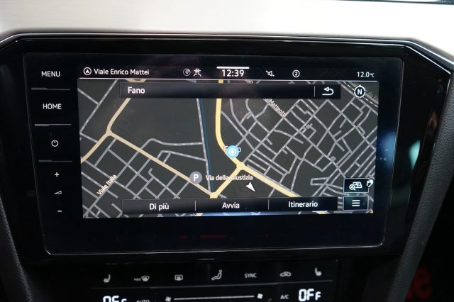 VOLKSWAGEN Passat Variant usata, con Controllo trazione