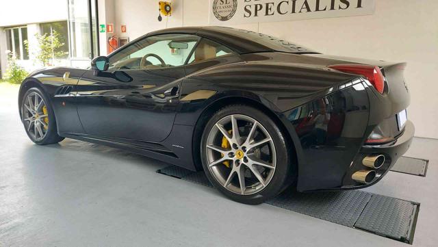 FERRARI California usata 46