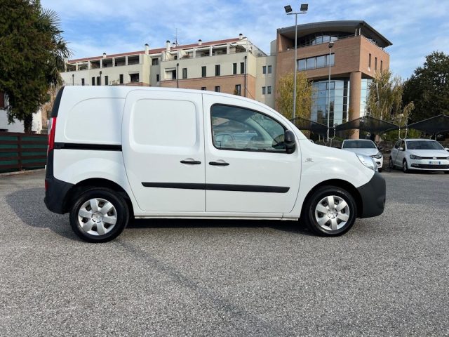 RENAULT Kangoo usata, con Antifurto