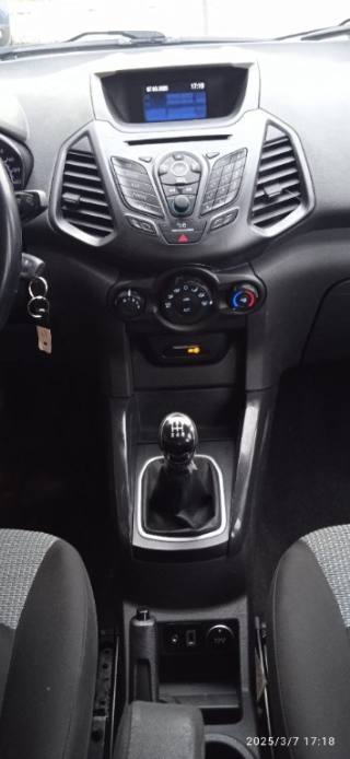 FORD EcoSport usata 17