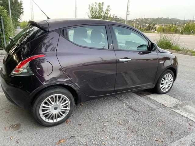 LANCIA Ypsilon usata, con Controllo trazione