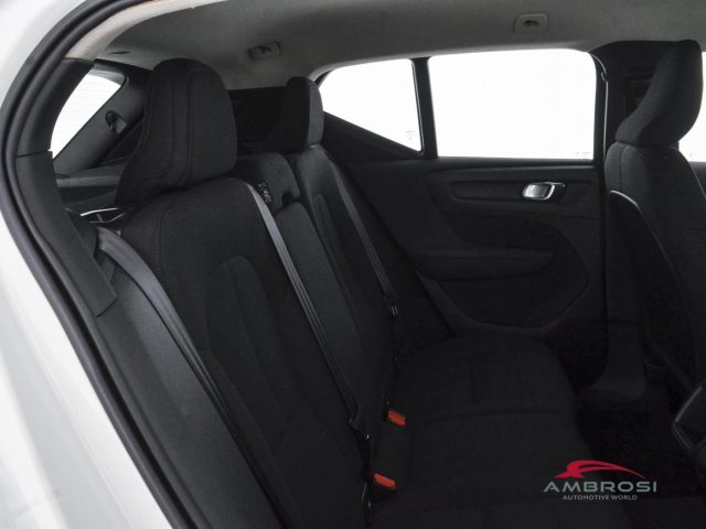 VOLVO XC40 usata 10