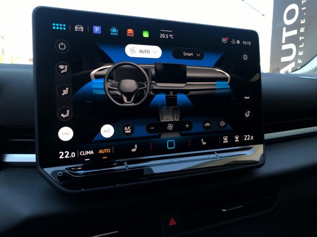 VOLKSWAGEN T-Roc usata, con Autoradio digitale