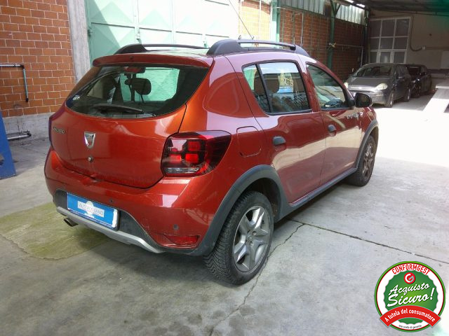 DACIA Sandero usata, con Autoradio