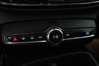 VOLVO XC40 usata 12
