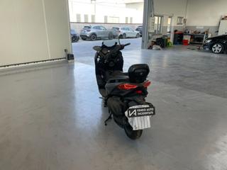 YAMAHA X-MAX 300 usata 4