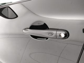 RENAULT Captur usata, con Alzacristalli elettrici