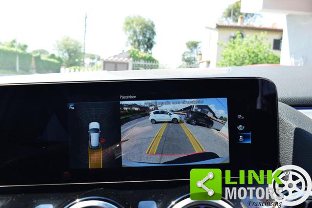 MERCEDES-BENZ GLA 200 usata, con Controllo automatico clima
