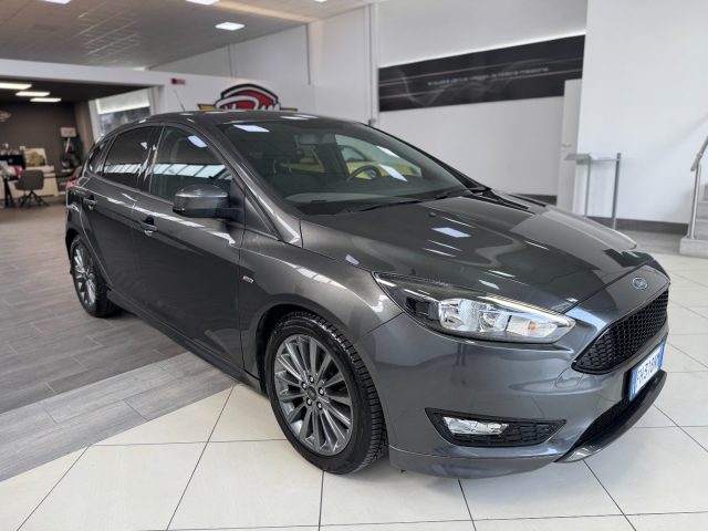 FORD Focus usata, con Alzacristalli elettrici
