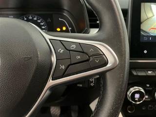 RENAULT Clio usata 17
