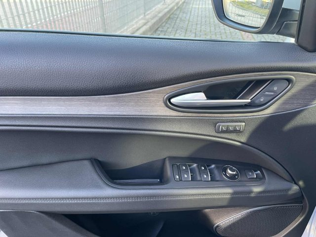 ALFA ROMEO Stelvio usata, con Fendinebbia