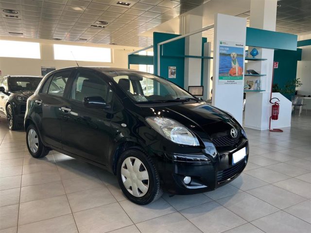 TOYOTA Yaris usata, con Airbag Passeggero