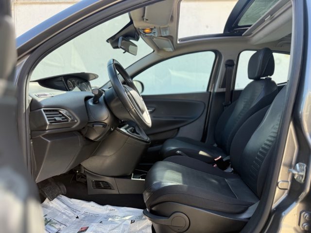 LANCIA Ypsilon usata, con Airbag testa