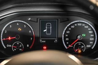 VOLKSWAGEN T-Roc usata, con Volante in pelle