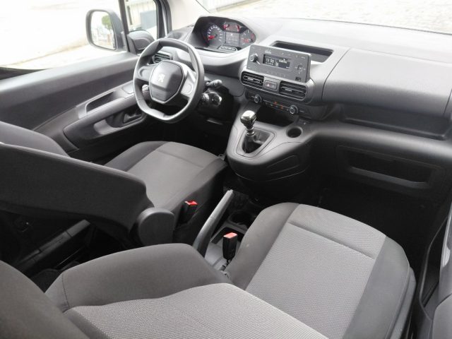 PEUGEOT Rifter usata, con Fendinebbia