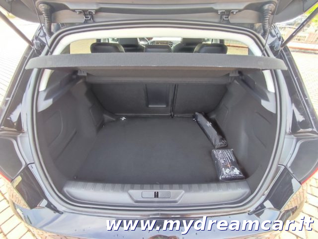 PEUGEOT 308 usata, con Sensori di parcheggio posteriori
