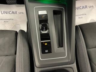 VOLKSWAGEN Golf usata, con Luci diurne LED