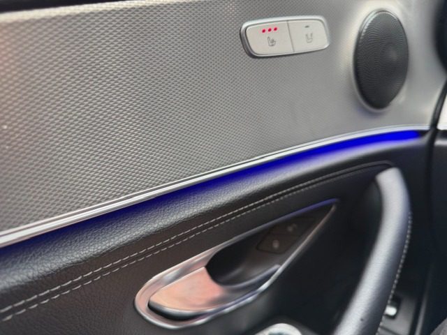 MERCEDES-BENZ E 220 usata, con Fendinebbia