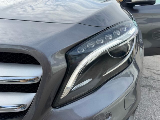 MERCEDES-BENZ GLA 200 usata, con Chiusura centralizzata