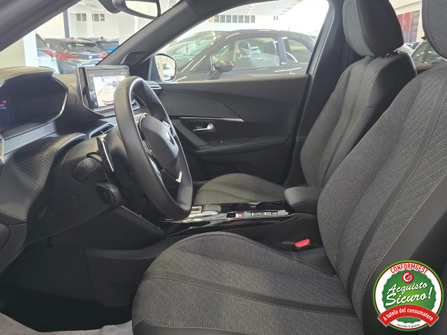 PEUGEOT 2008 usata, con Luci diurne LED