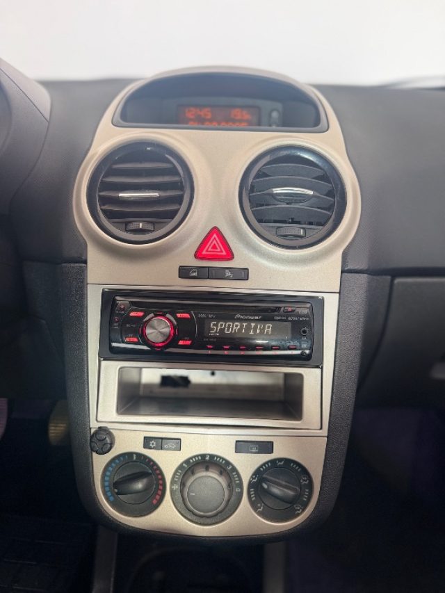 OPEL Corsa usata 9