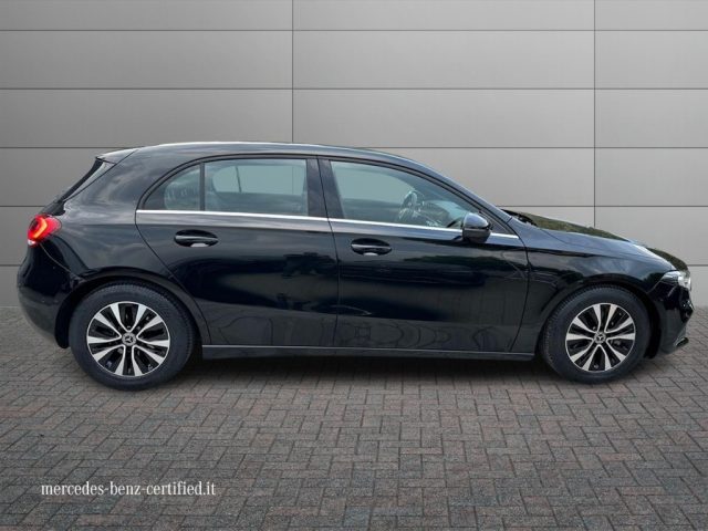 MERCEDES-BENZ A 180 usata, con Alzacristalli elettrici