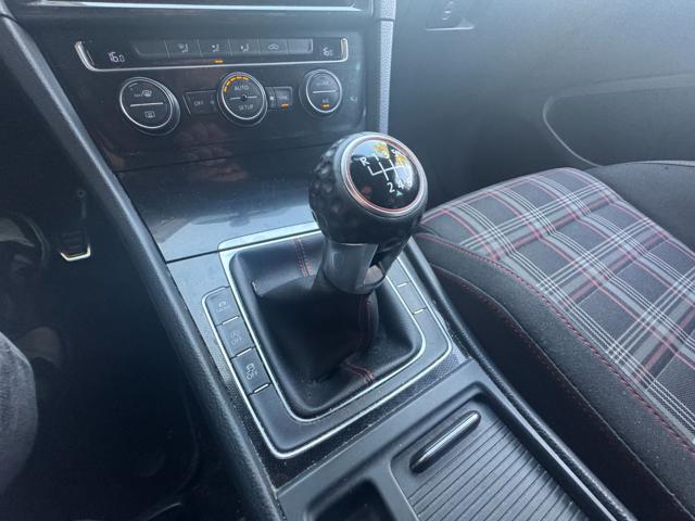 VOLKSWAGEN Golf GTI usata, con Fendinebbia