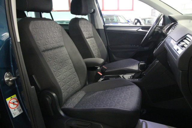 VOLKSWAGEN Tiguan usata, con USB