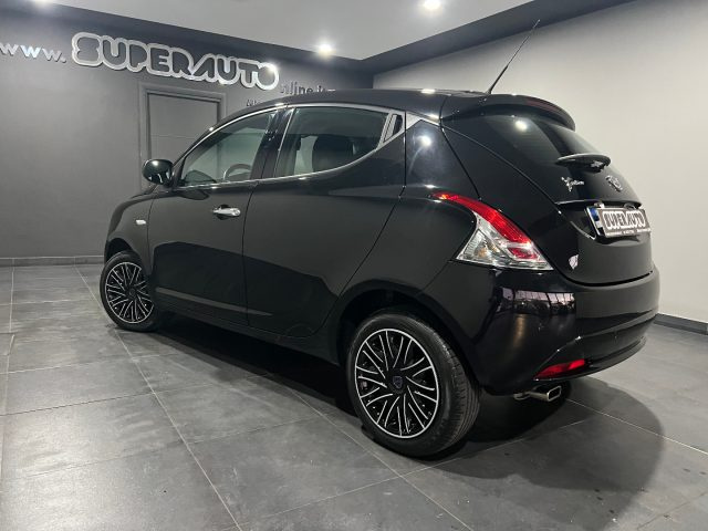 LANCIA Ypsilon usata, con Airbag Passeggero