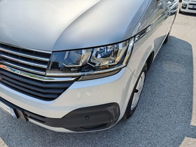 VOLKSWAGEN Caravelle usata, con Bracciolo