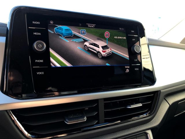 VOLKSWAGEN T-Roc usata, con Sensori di parcheggio posteriori