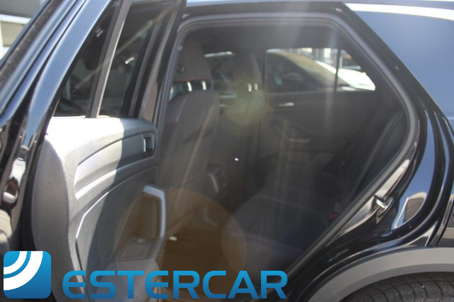 VOLKSWAGEN T-Roc usata, con Trazione integrale