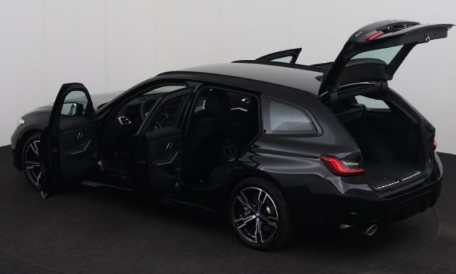 BMW 330 usata, con Boardcomputer