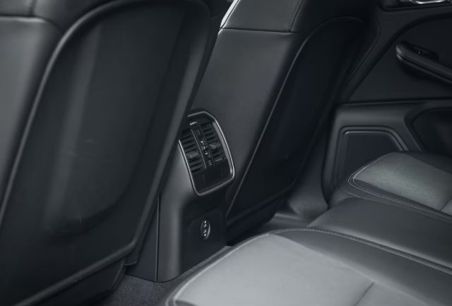PORSCHE Macan usata, con Tettuccio apribile