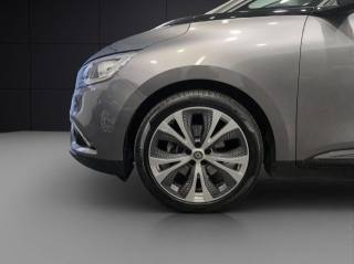 RENAULT Scenic usata, con Chiusura centralizzata