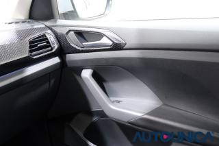 VOLKSWAGEN T-Cross usata, con Isofix