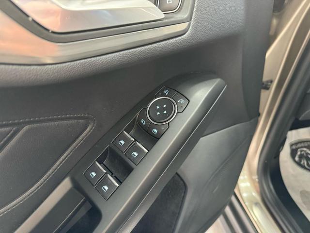 FORD Focus usata, con Vetri oscurati