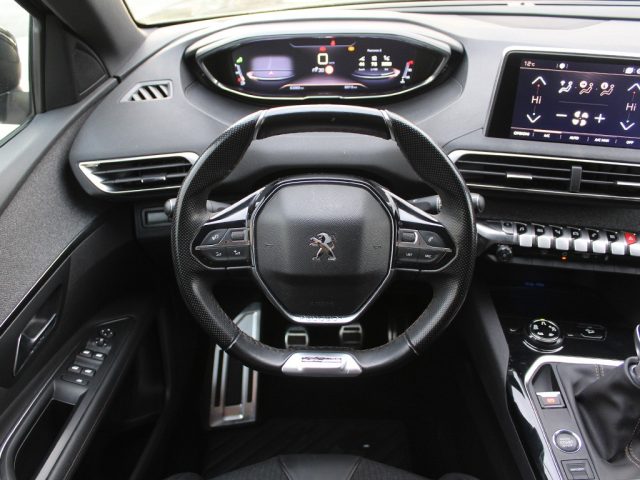 PEUGEOT 3008 usata, con Sedile posteriore sdoppiato