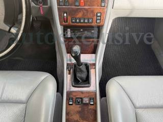 MERCEDES-BENZ 200 usata 11