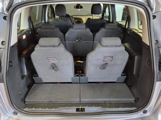 PEUGEOT 5008 usata, con Cruise Control