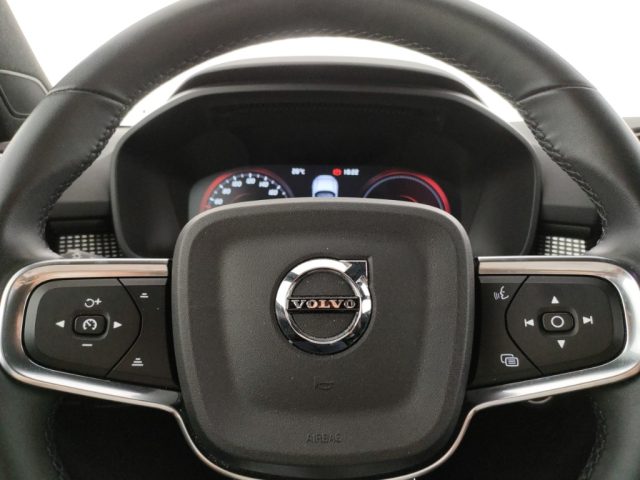 VOLVO XC40 usata, con Sedile posteriore sdoppiato