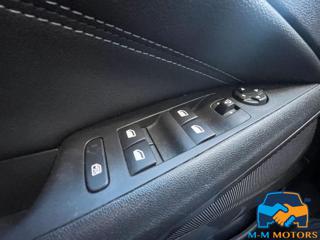 OPEL Crossland usata, con Sedile posteriore sdoppiato