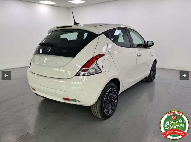 LANCIA Ypsilon usata, con Airbag Passeggero