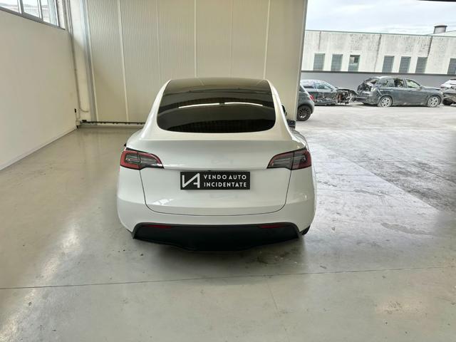 TESLA Model Y usata, con Boardcomputer