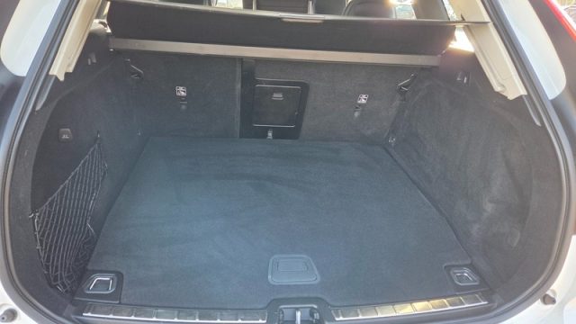 VOLVO XC60 usata, con Regolazione elettrica sedili